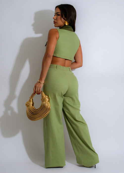  Verdant Venture Jumpsuit Green: A close-up of the high-quality fabric and elegant design of the green jumpsuit