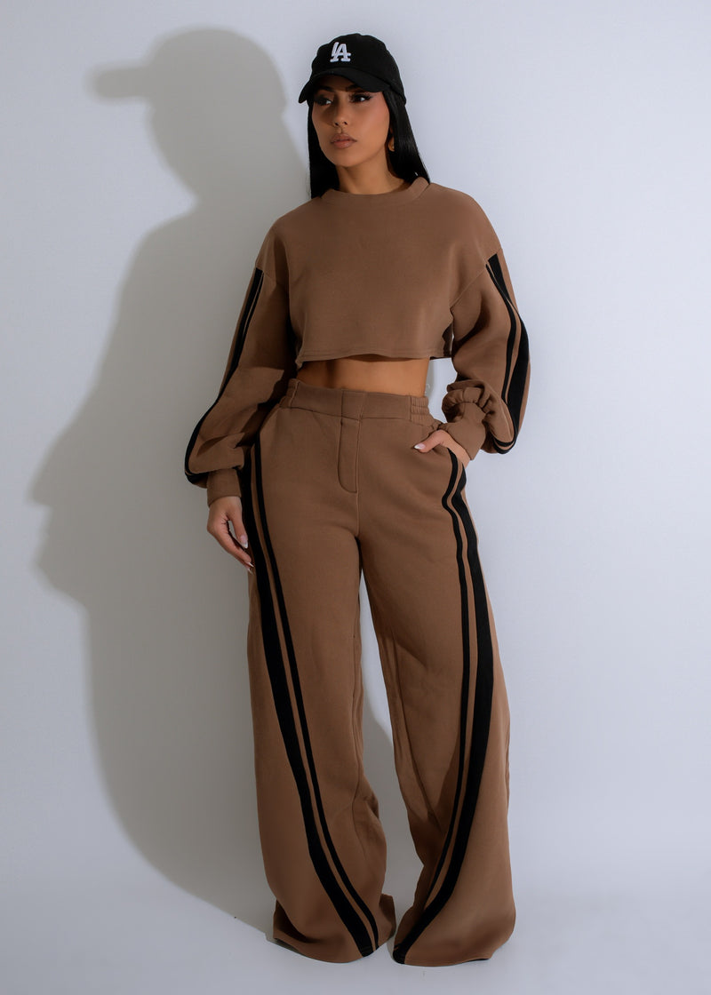 Street Pulse Stripes Pant Set Brown, a stylish and comfortable outfit for everyday wear