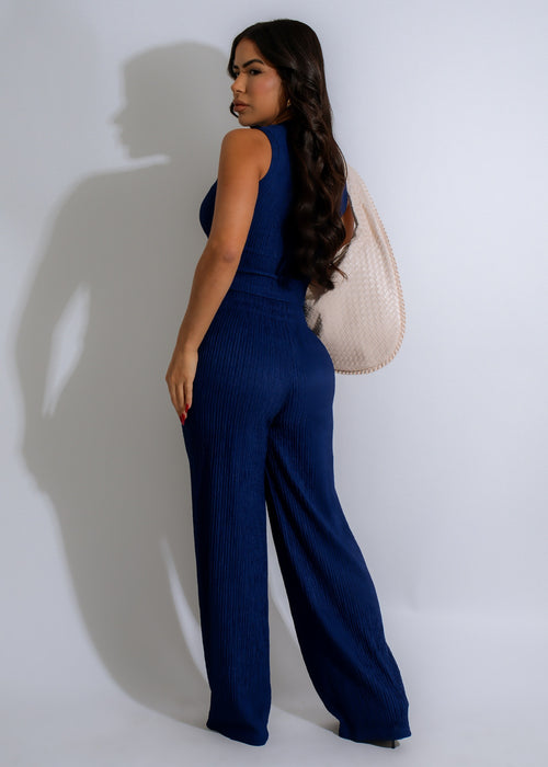 Two-piece blue pant set featuring a stylish lift-me-up design