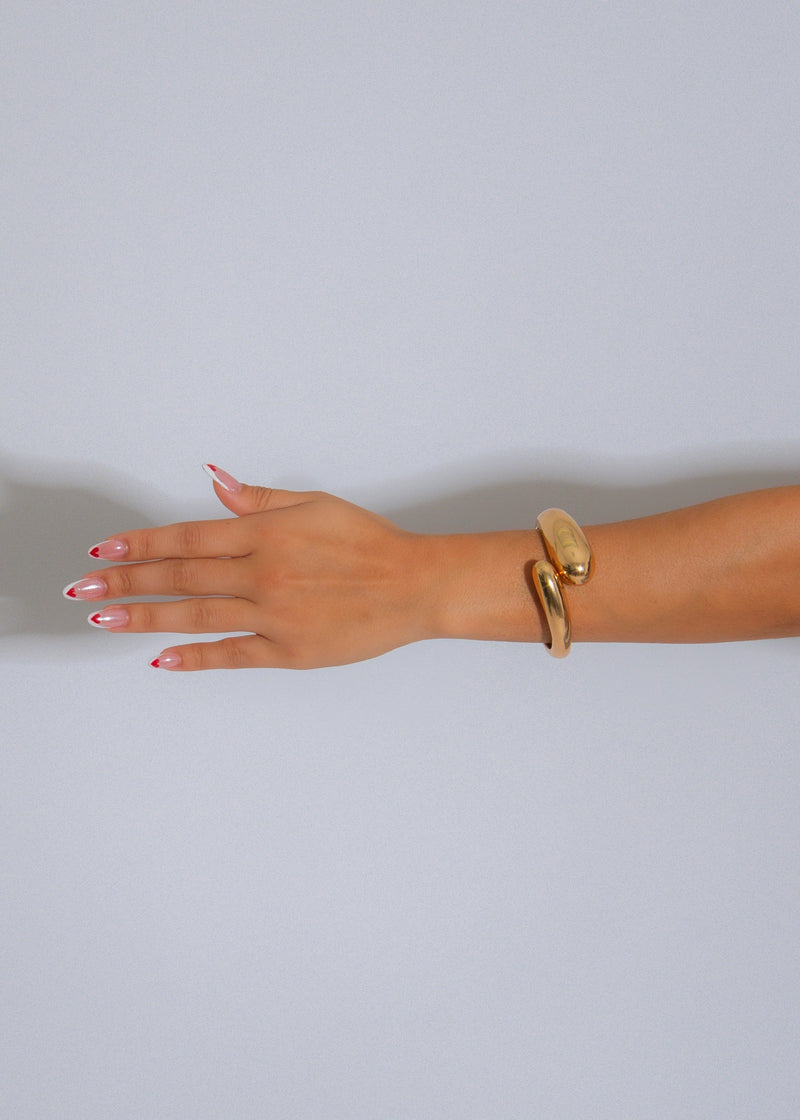 Infinity Flow Bracelet Gold