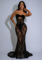 Enchantress Lace Maxi Dress Black* featuring intricate lace detailing and flattering silhouette