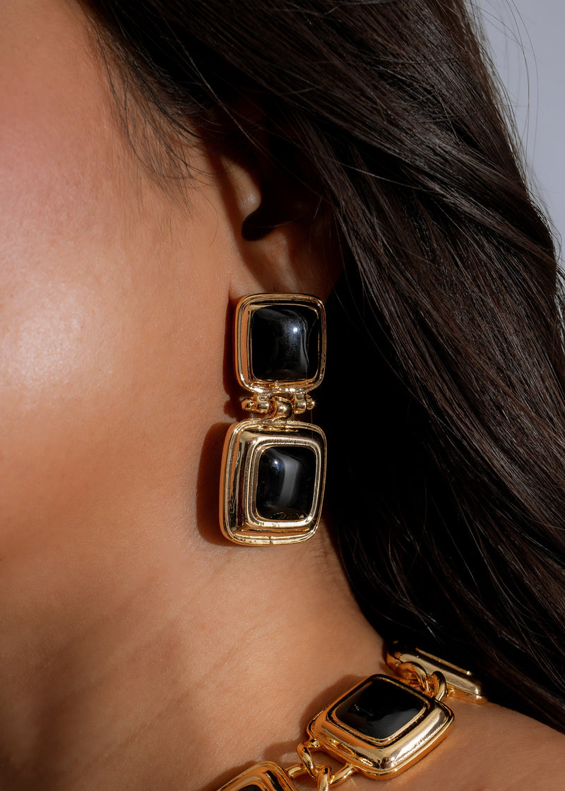 Beautiful Majestic Duo Earrings in Black, perfect for adding elegance to any outfit