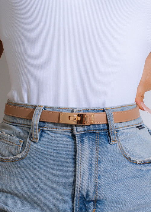 Stylish and durable brown basic belt, a timeless accessory for everyday wear