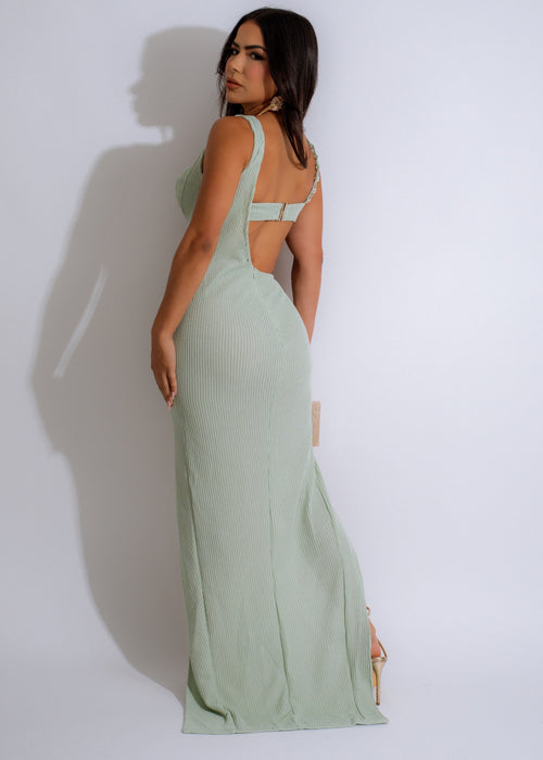 Beautiful and elegant Breeze Knit Maxi Dress Green, featuring a flattering silhouette and lightweight knit fabric for a breezy feel