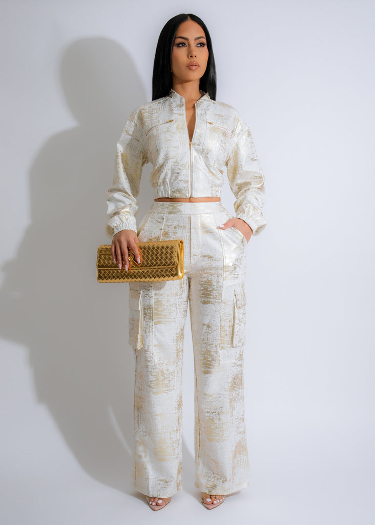 Two-piece cargo pant set in luxurious gold with shimmering details 