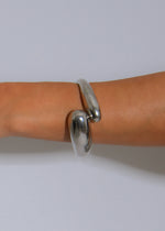 Infinity Flow Bracelet Silver