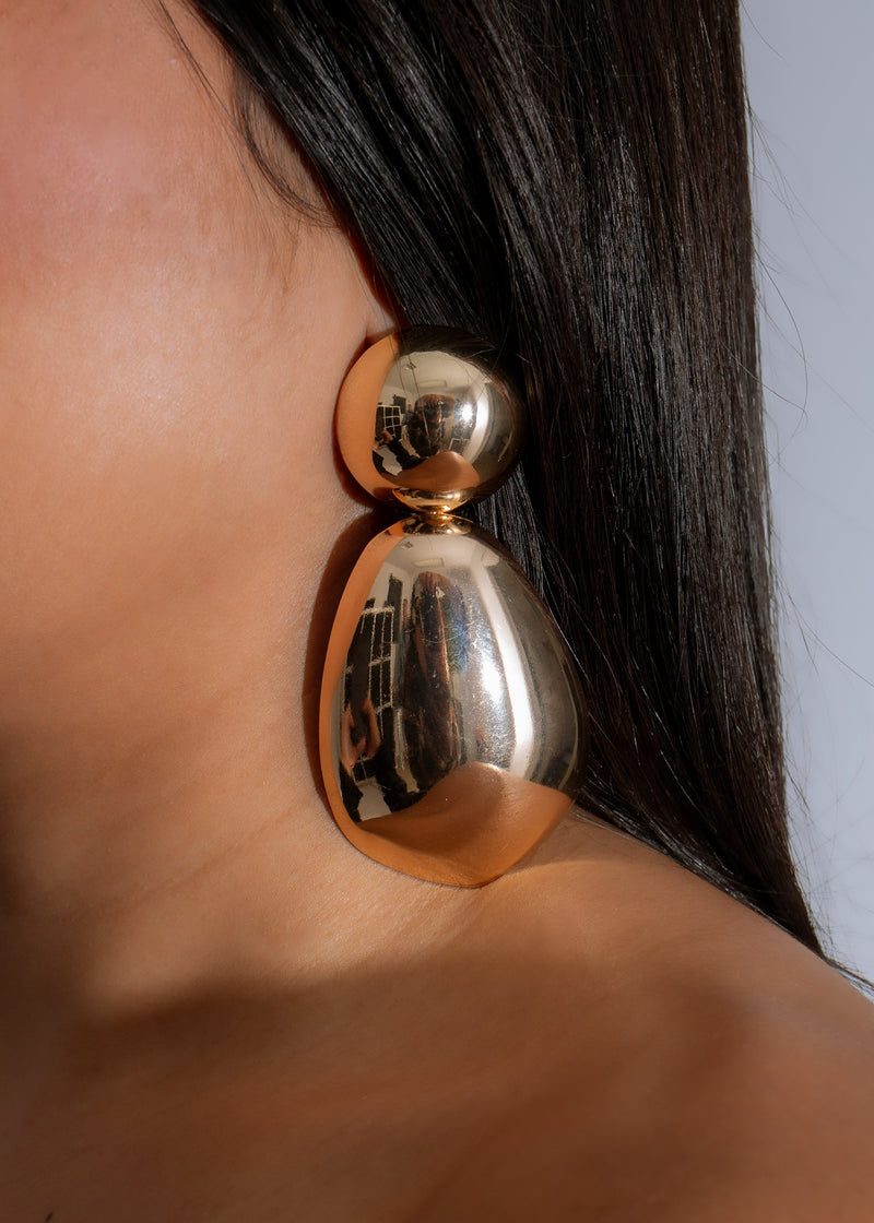 Shimmering gold Chromatic Luxe Earrings exude elegance and sophistication for any occasion