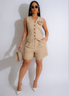 Two-piece short set in nude color, perfect for autumn attire