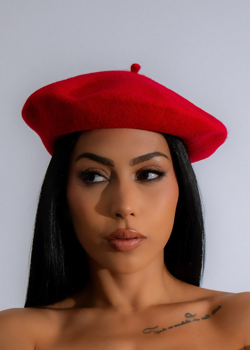 Beautiful red beret with a sleek design, ideal for urban fashion