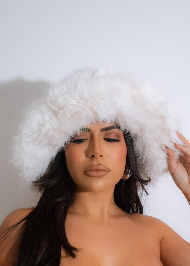 White Winter Fur Bucket Hat White, cozy and stylish headwear for cold weather fashion