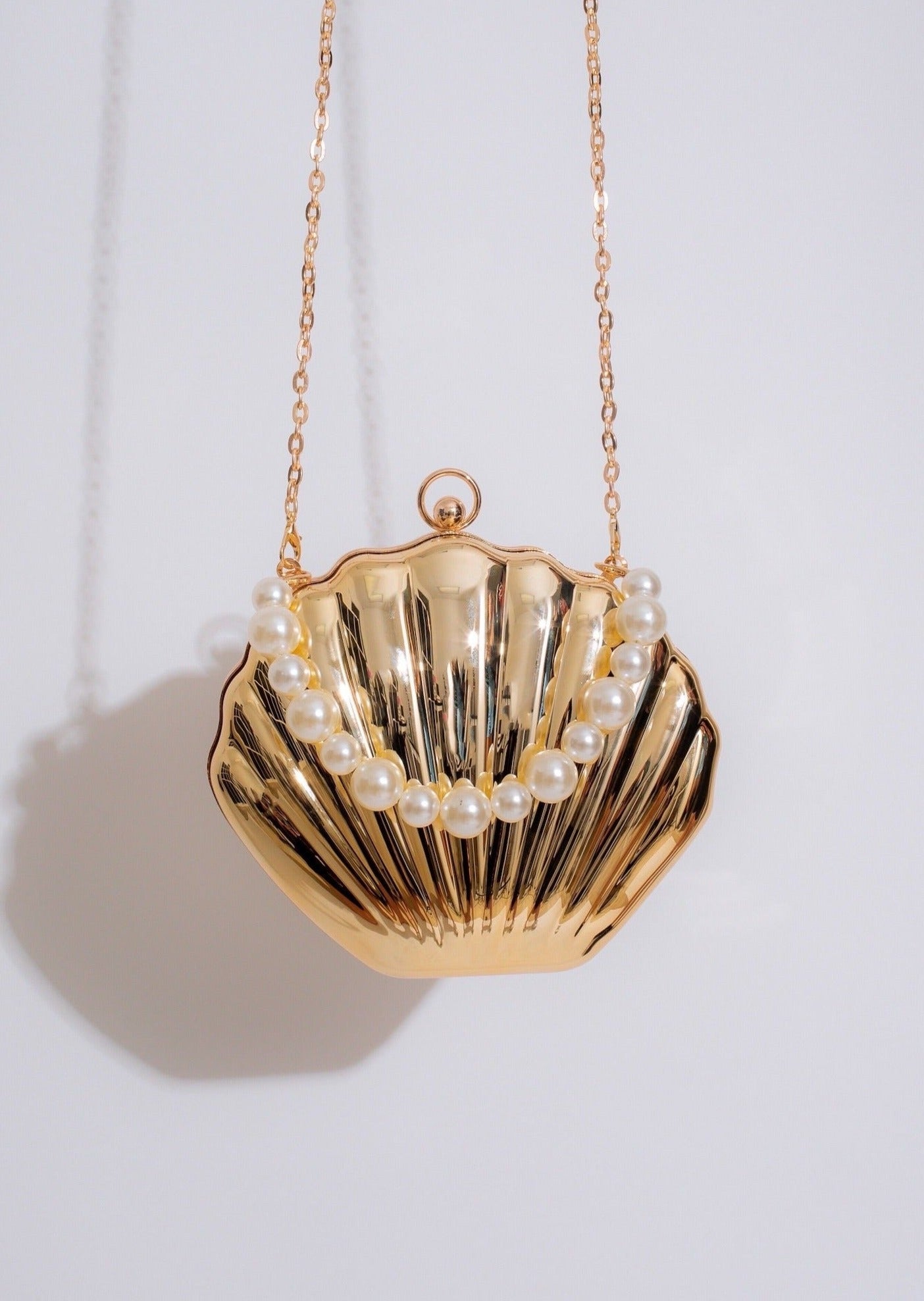 By The Ocean Seashell Pearls Metallic Handbag Gold – Diva Boutique Online